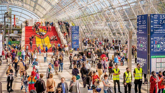 نمایشگاه بین المللی کتاب لایپزیگ آلمان Leipziger Buchmesse