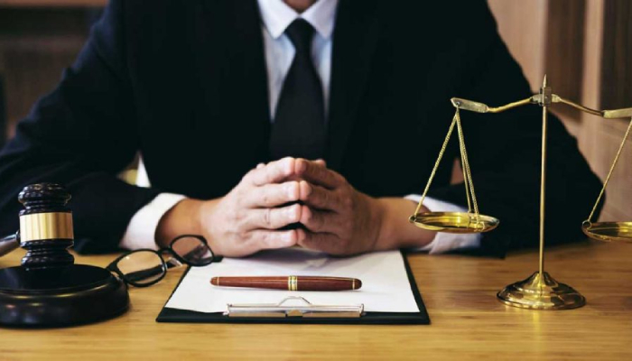 تجربیات واقعی وکلا از تأثیر تورهای آموزشی بر عملکردشان